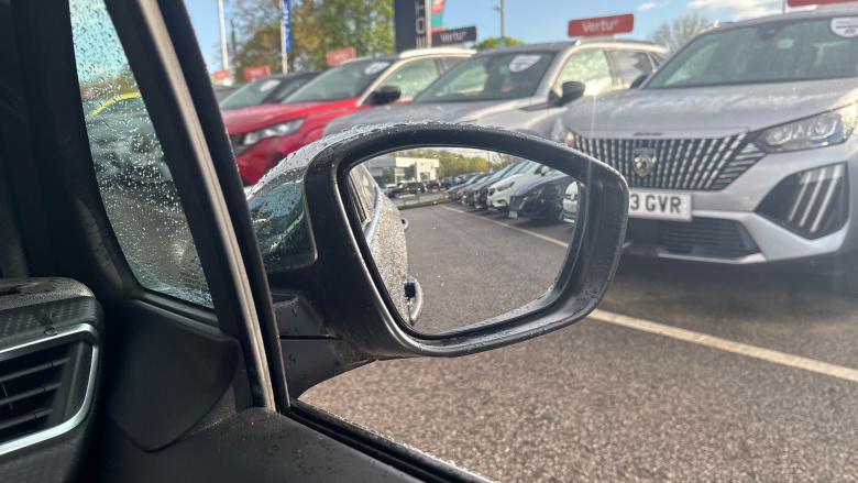 Peugeot 208 1.2 PureTech 82 Allure 5dr Petrol Hatchback